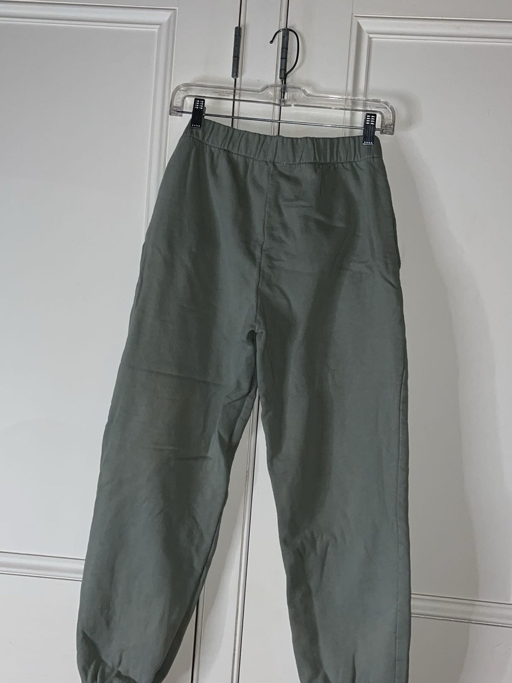 Brandy Melville Olive Green Elastic-Waist Joggers